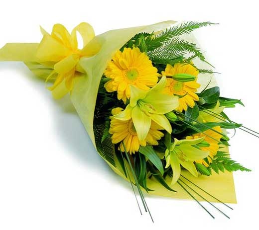 Send flower bouquets with chocolates on the birthday of your loved ones in Aurangabad